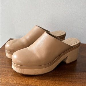 & Other Stories Beige Leather Mules